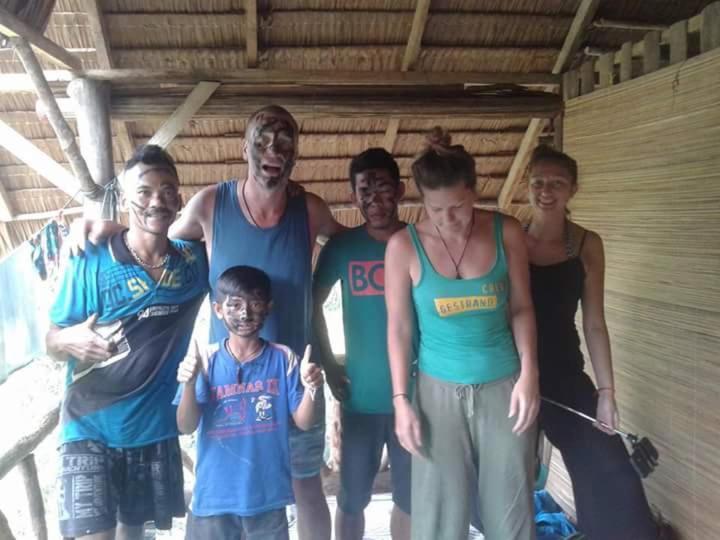 Orangutantreksumatra & Lovely Jungle Lodge Only Book If You Are Treking With Us Bukit Lawang Exteriér fotografie