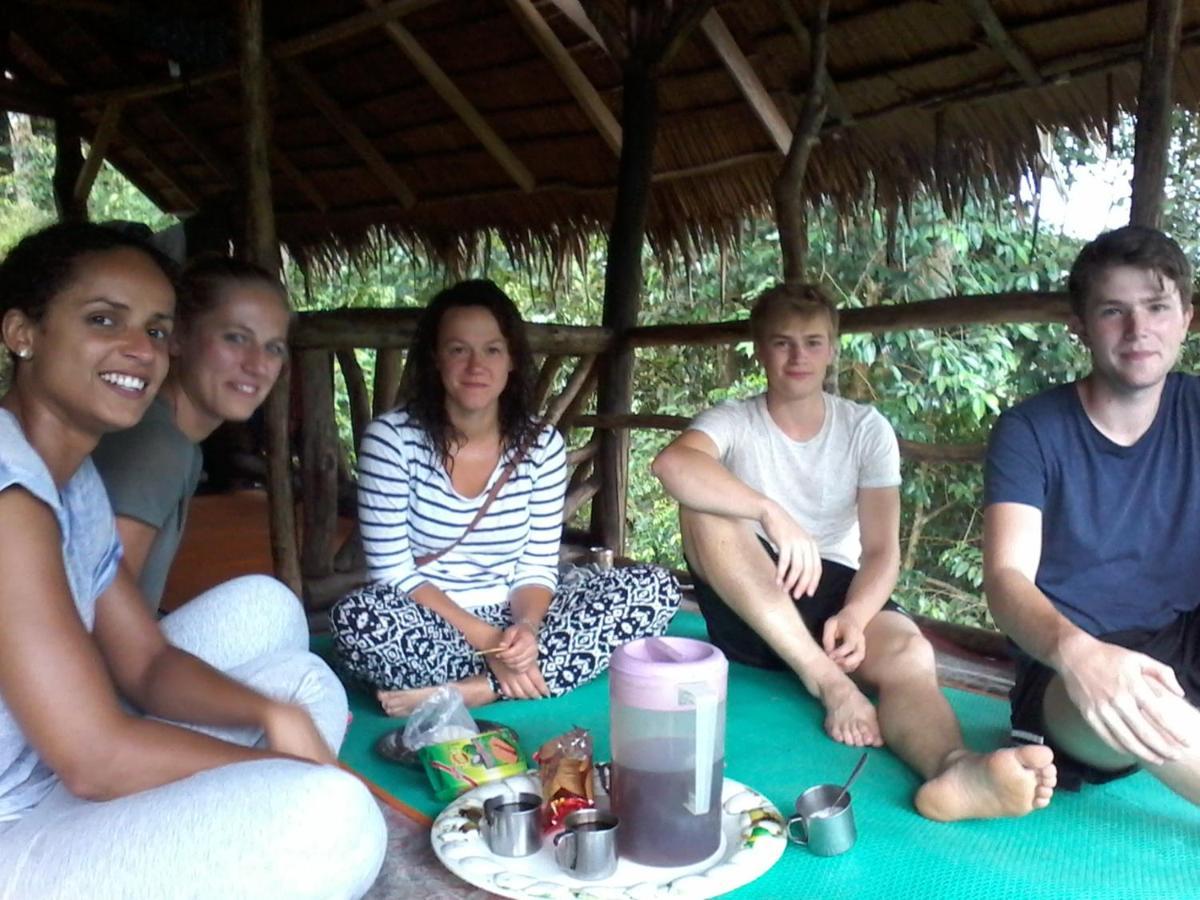 Orangutantreksumatra & Lovely Jungle Lodge Only Book If You Are Treking With Us Bukit Lawang Exteriér fotografie