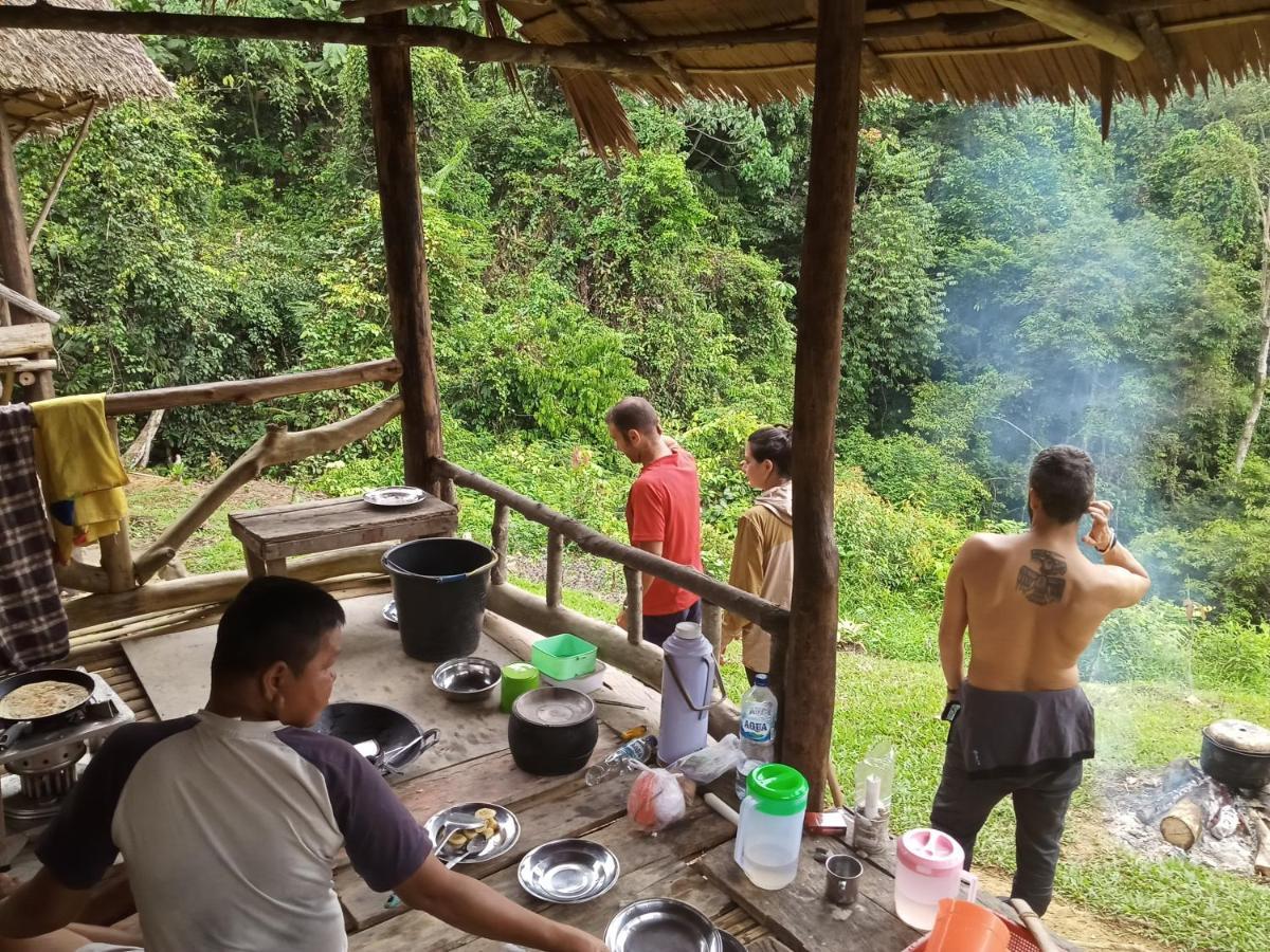 Orangutantreksumatra & Lovely Jungle Lodge Only Book If You Are Treking With Us Bukit Lawang Exteriér fotografie