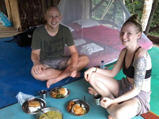 Orangutantreksumatra & Lovely Jungle Lodge Only Book If You Are Treking With Us Bukit Lawang Pokoj fotografie